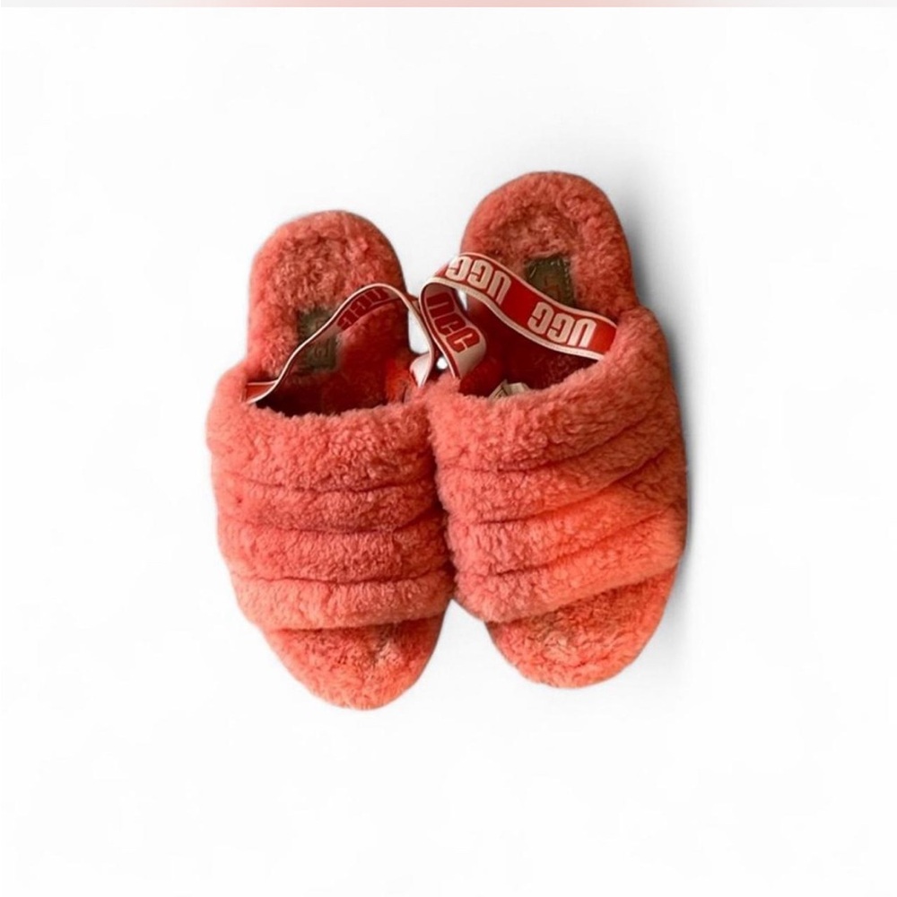 UGG coral Pink/Orange Slippers